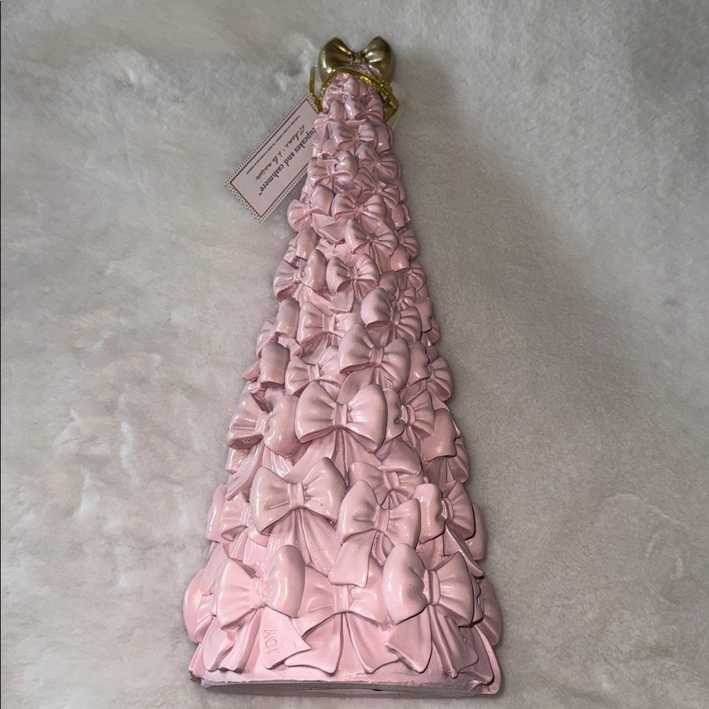 NEW Cupcakes & Cashmere Pink Bow  Tree